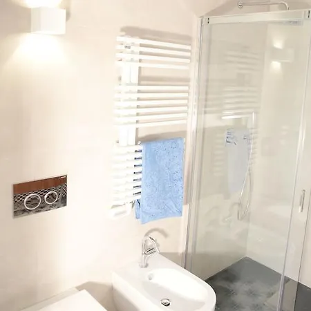 Di Caffe Maya By Holiday Solutions Appartement Maslianico
